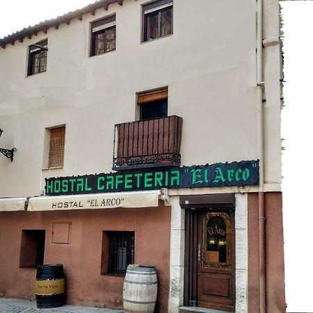 Hostal El Arco Almazán Dış mekan fotoğraf